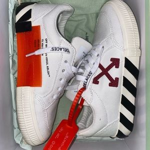 Off White Sneakers